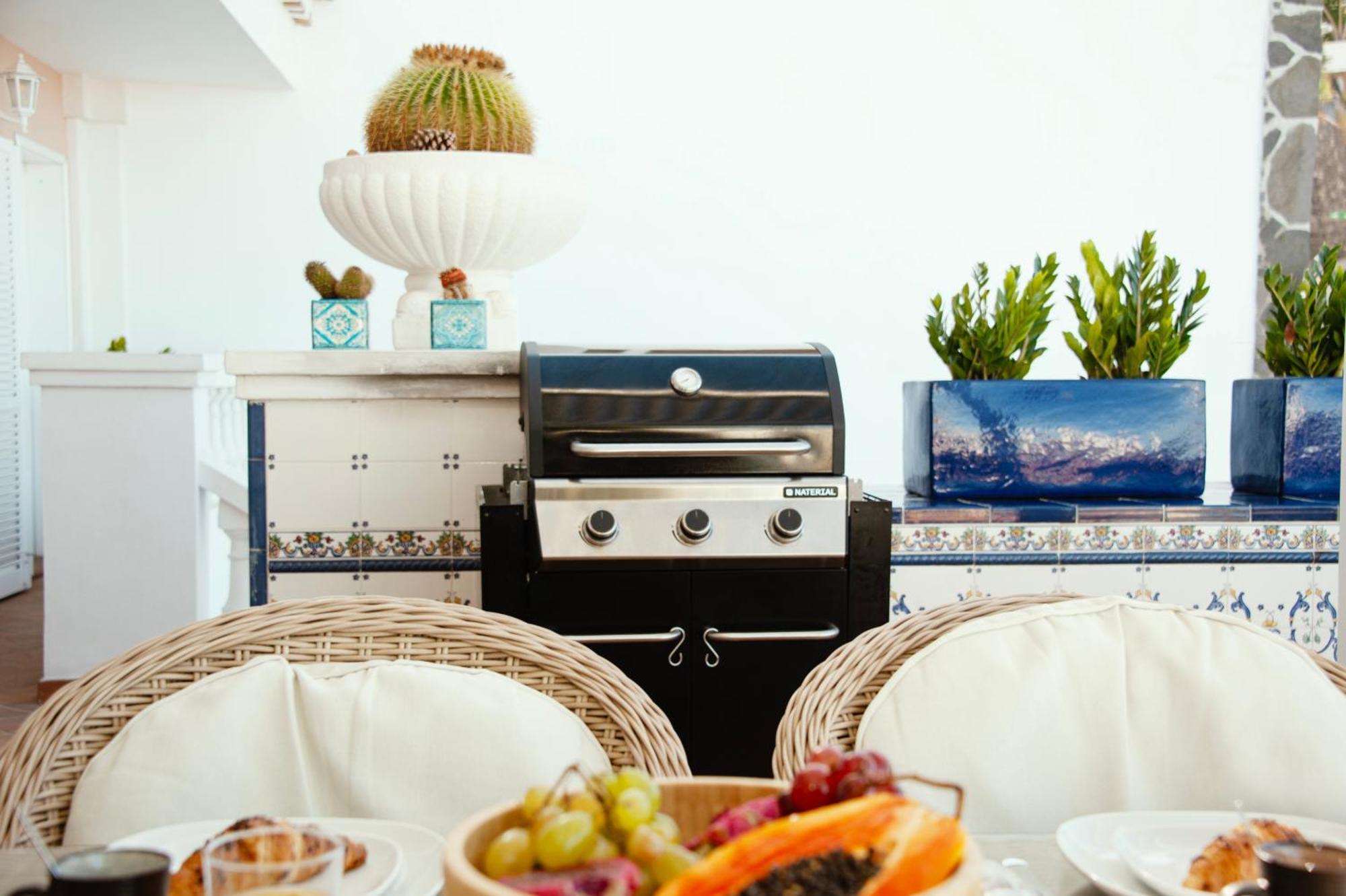 Villa Marbella-Private Heated Pool And Breathtaking View アデヘ エクステリア 写真