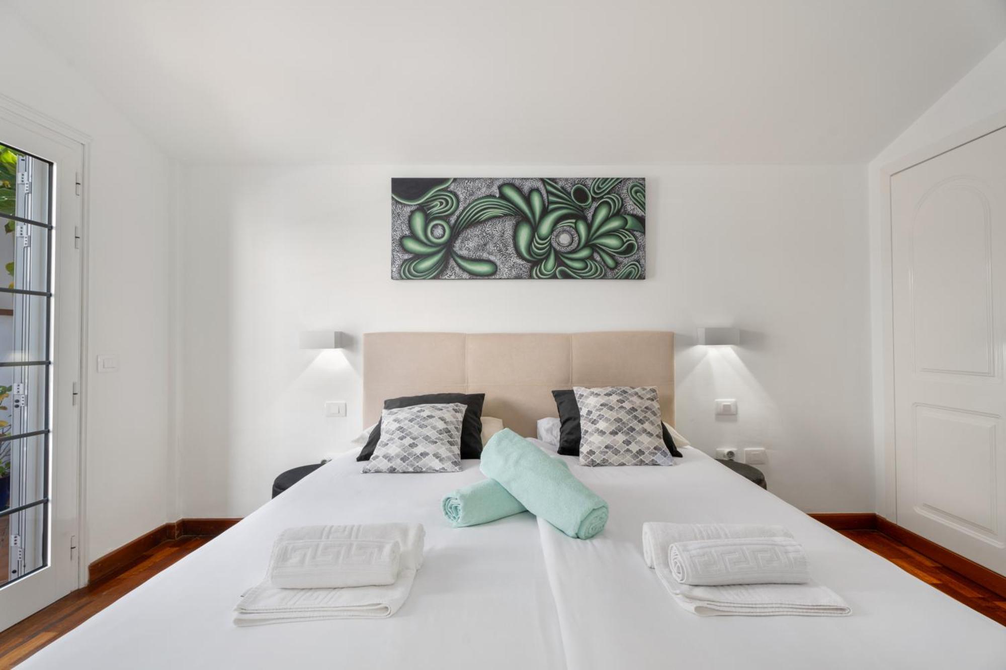 Villa Marbella-Private Heated Pool And Breathtaking View アデヘ エクステリア 写真