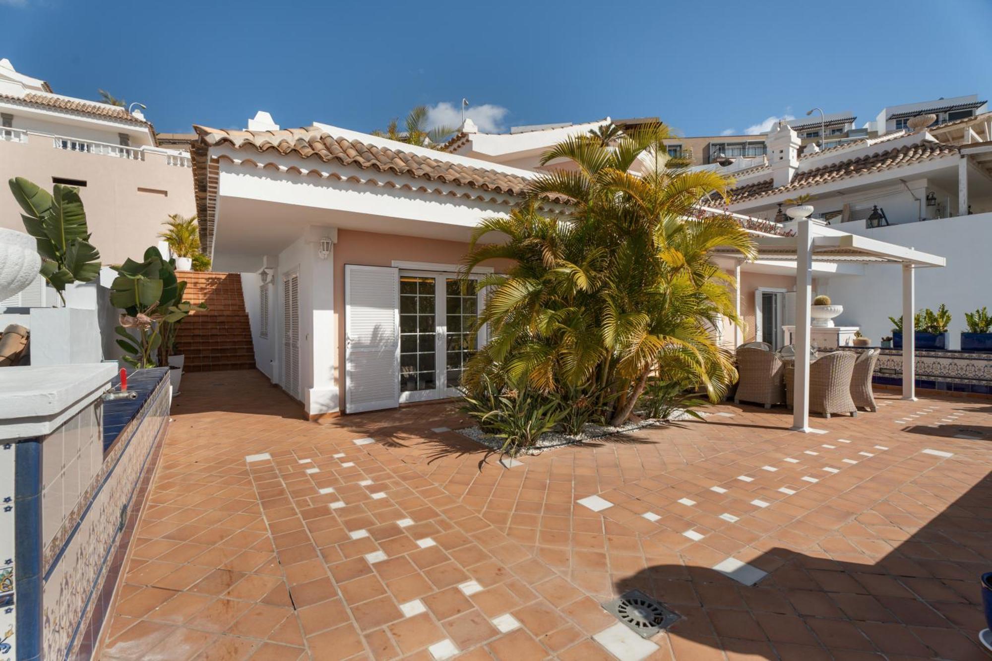 Villa Marbella-Private Heated Pool And Breathtaking View アデヘ エクステリア 写真